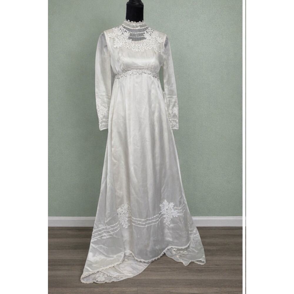 Vintage 1970s Prairie Wedding Dress Empire Waist XS Victorian Boho Ivory 70s